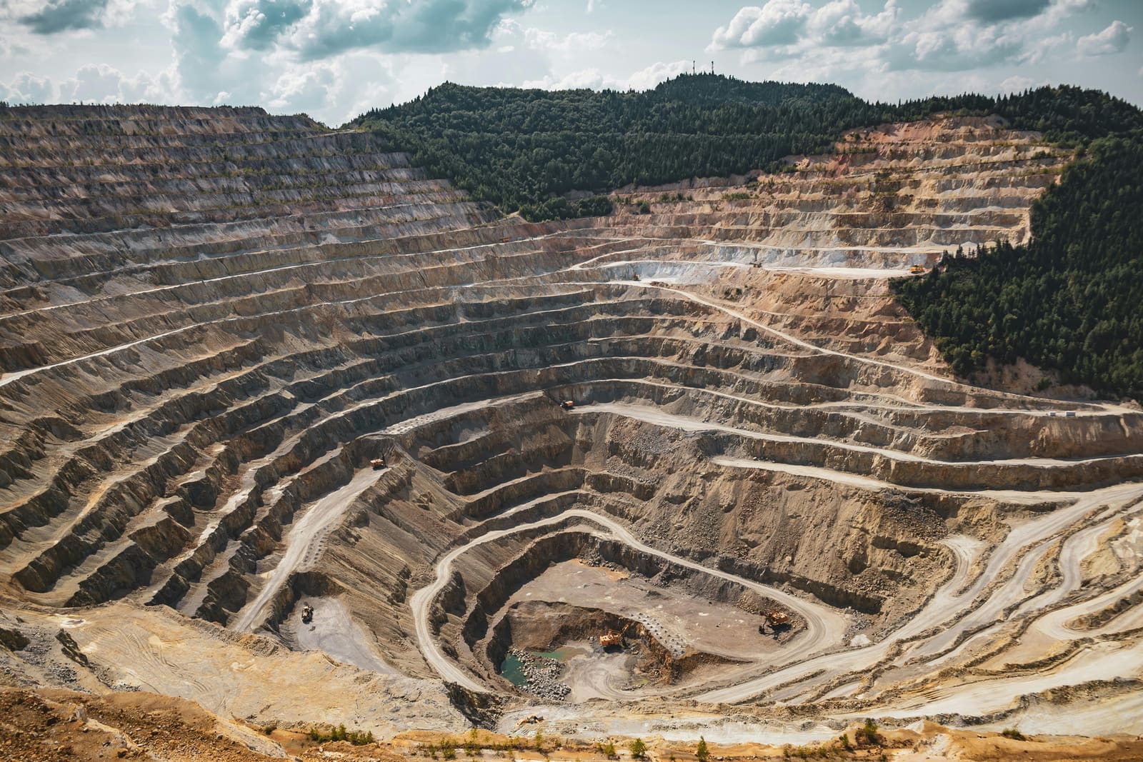 Kritische Mineralversorgung konzentriert auf wenige Länder