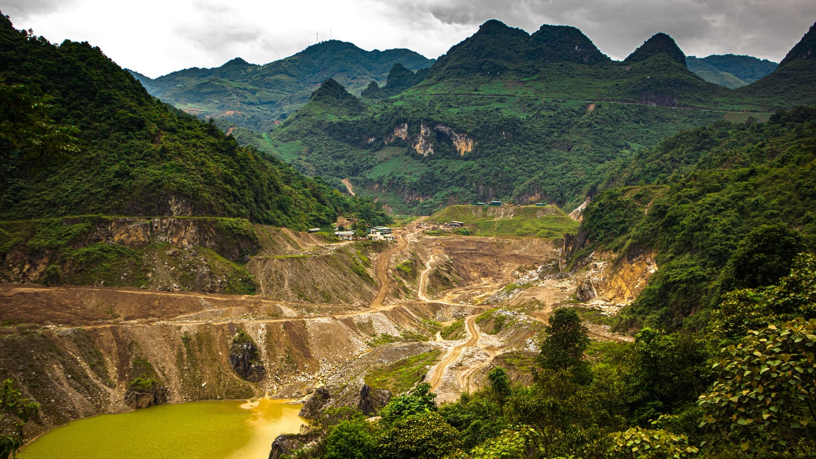 Abbau kritischer Mineralien in Vietnam – Förderstätte für Seltene Erden